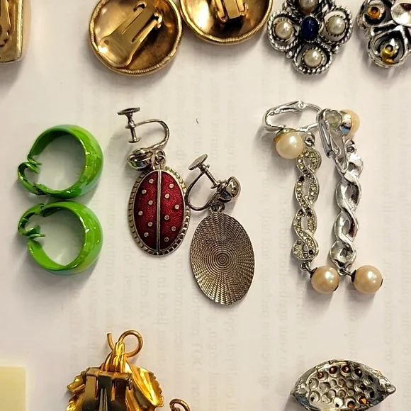 Vintage Earrings & Shoe Clips - Picture 5 of 6